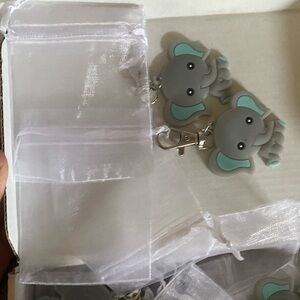 Cute Elephant key chain favors